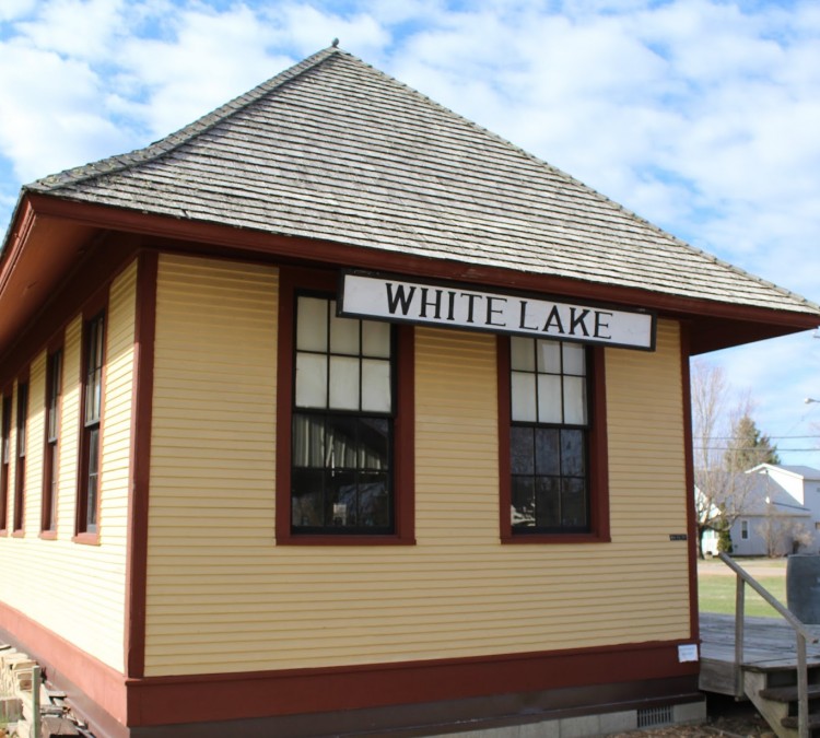 white-lake-depot-museum-photo